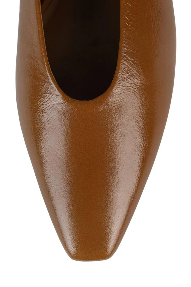 Women Jeffrey Campbell Ballet and MaryJane Hinted