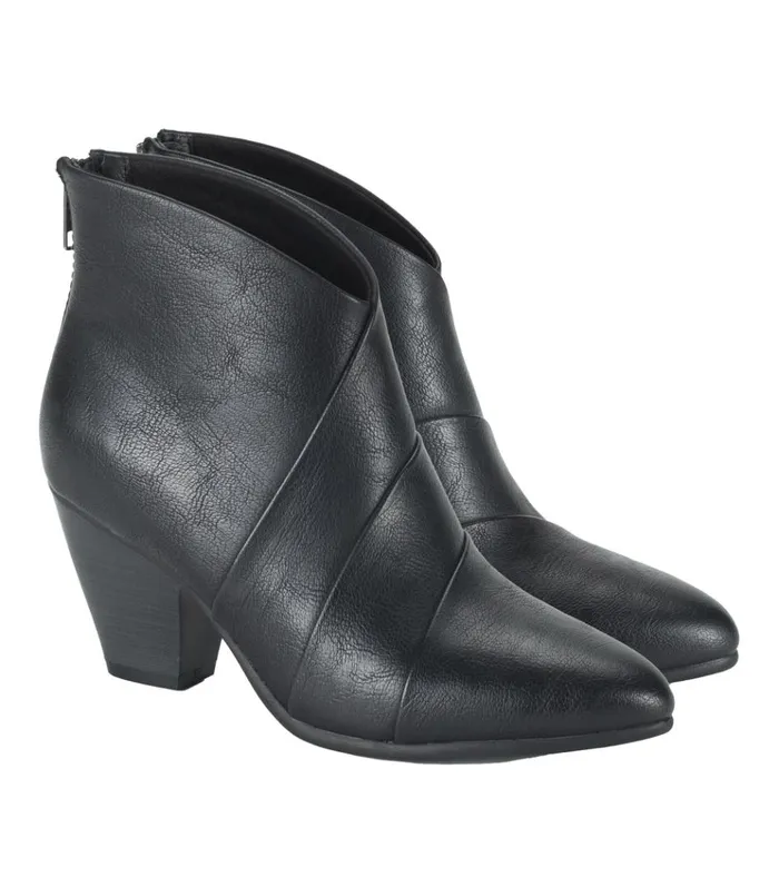 Women Liberty Block Heel Bootie Black Baretraps Booties