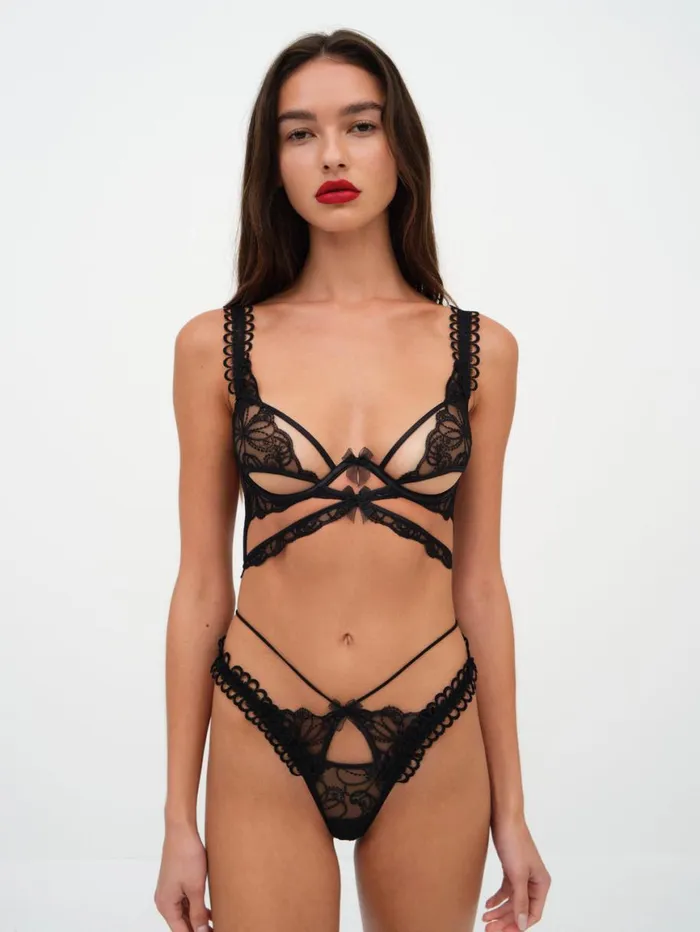 Women Lingerie For Love and Lemons Swirly Floral Embroidered Bra Noir Women Lingerie For Love and Lemons Swirly Floral Embroidered Bra Noir