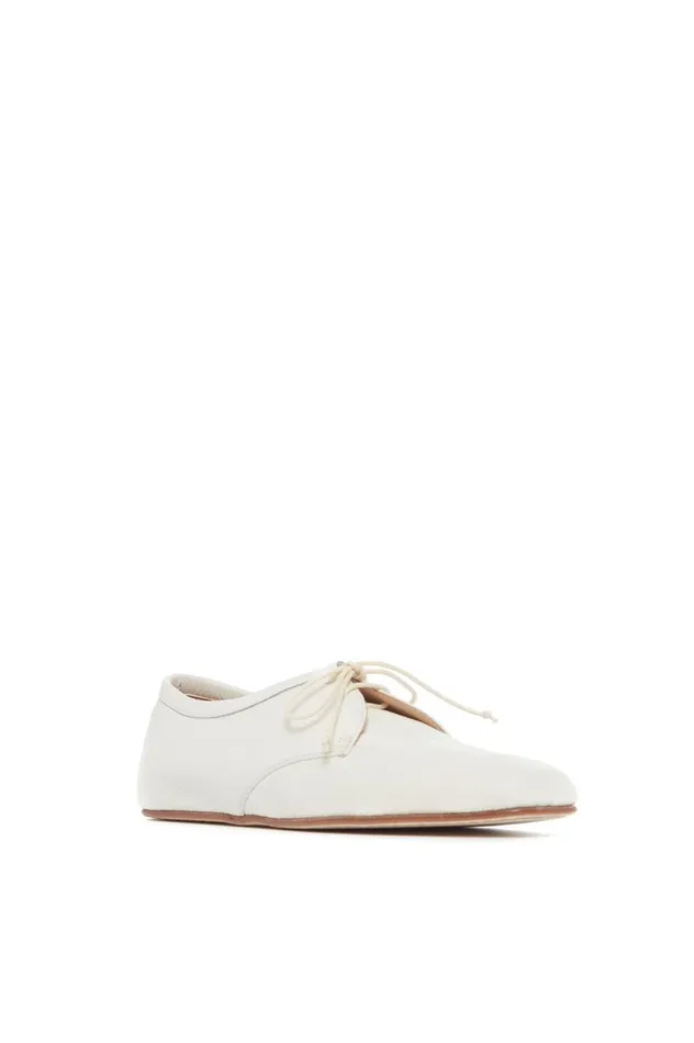 Women Loafers Gabriela Hearst Luca Flat Shoe In Cream Leather