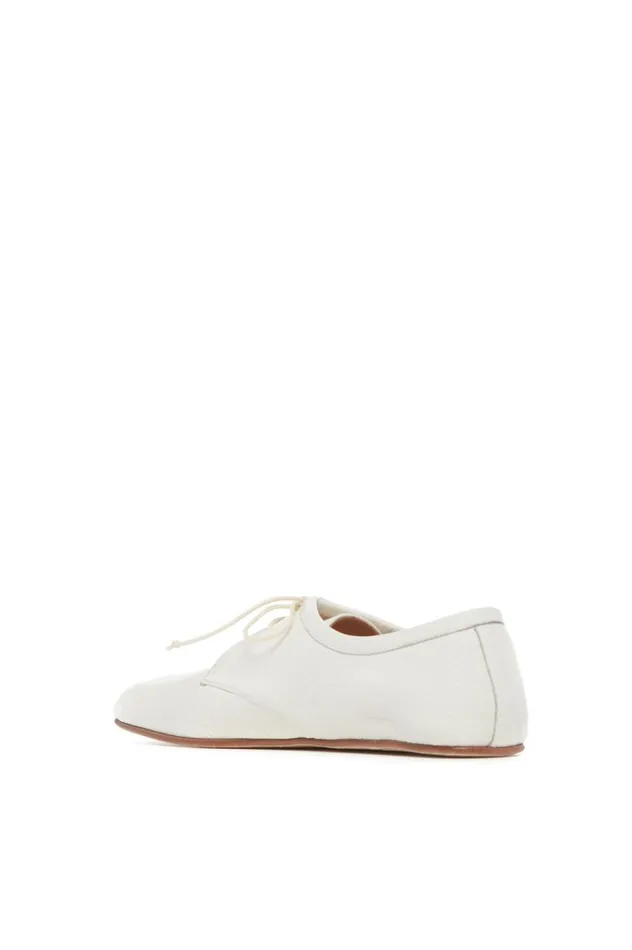 Women Loafers Gabriela Hearst Luca Flat Shoe In Cream Leather