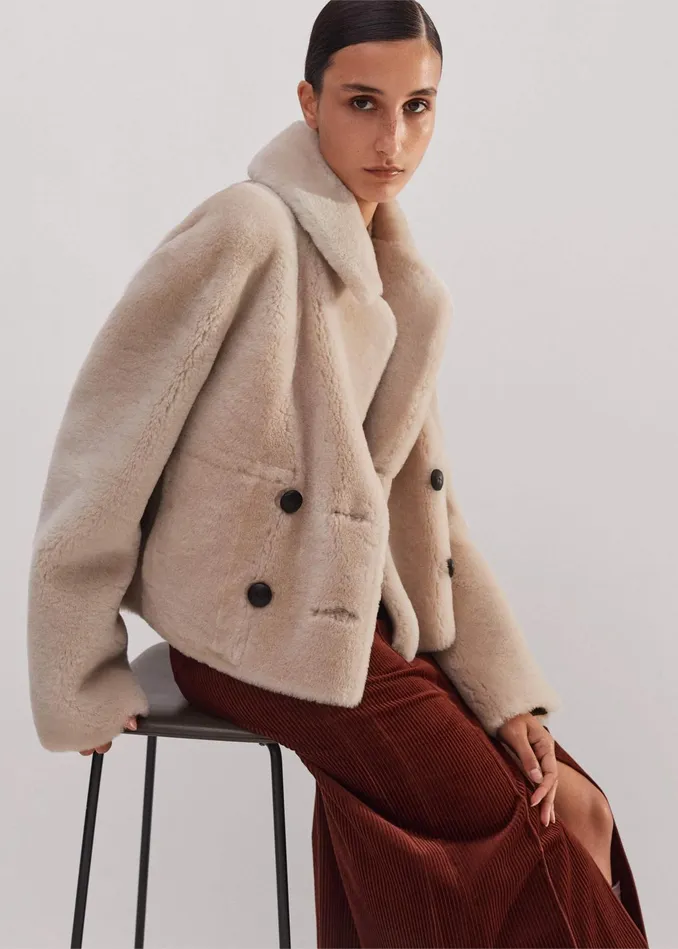 Women Luxe Short Shearling Coat MEEM