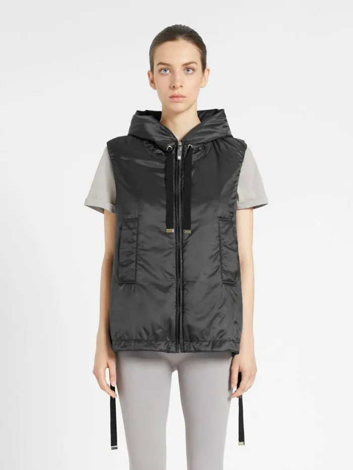 Women Max Mara Padded Coats Waterresistant Technical Canvas Gilet Black