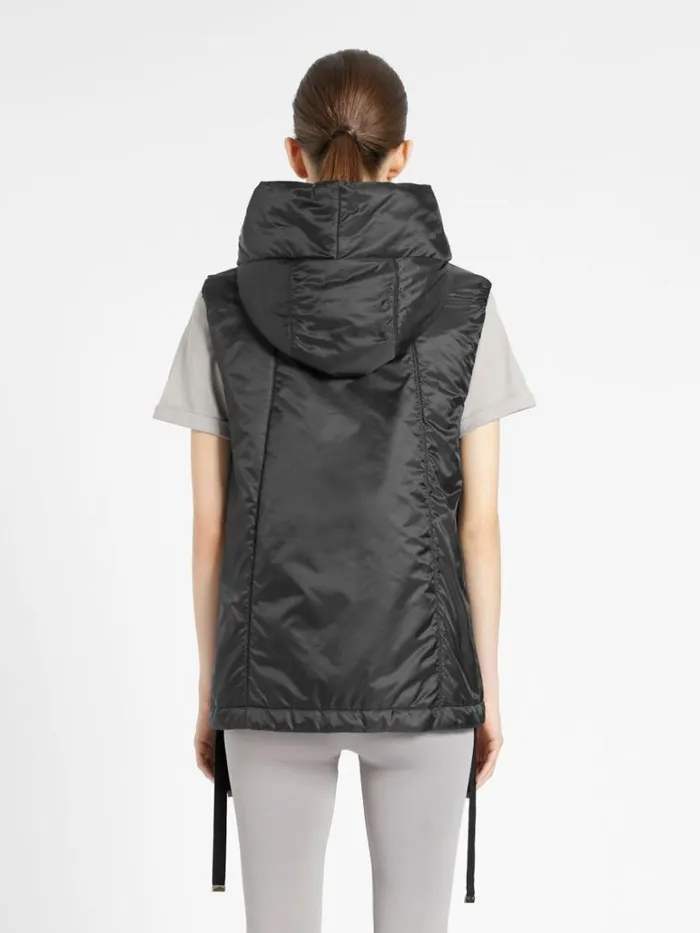 Women Max Mara Padded Coats Waterresistant Technical Canvas Gilet Black