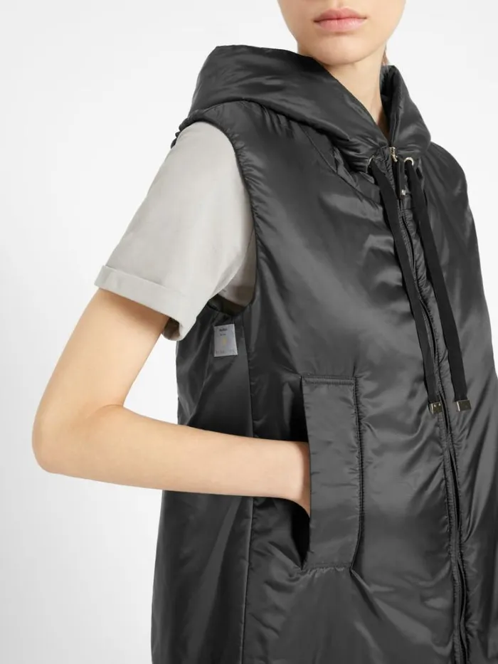 Women Max Mara Padded Coats Waterresistant Technical Canvas Gilet Black