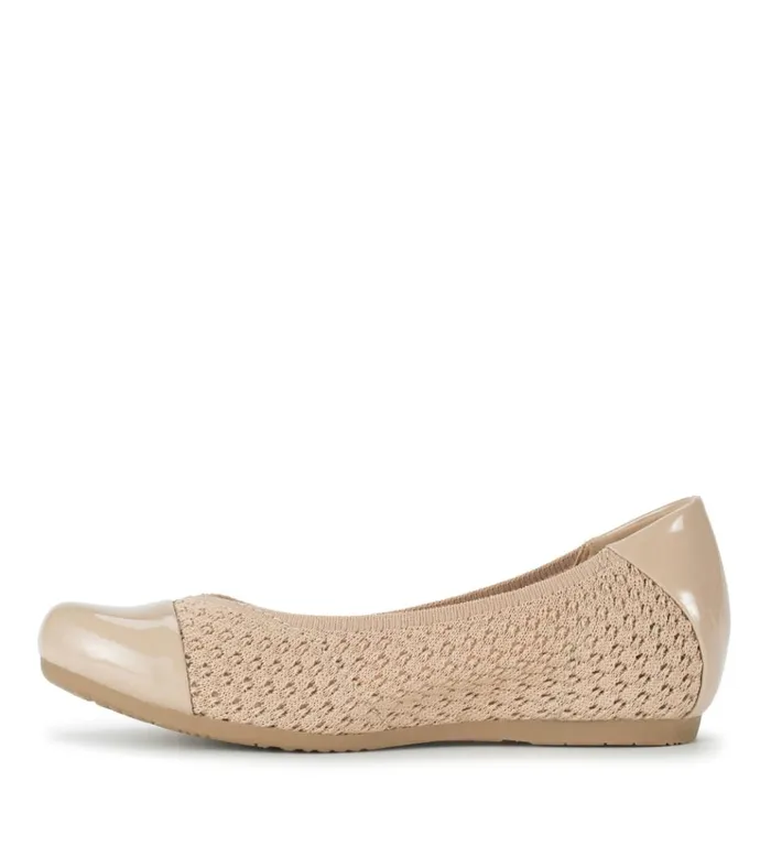 Women Mia Casual Flat Sand Baretraps Flats and Loafers