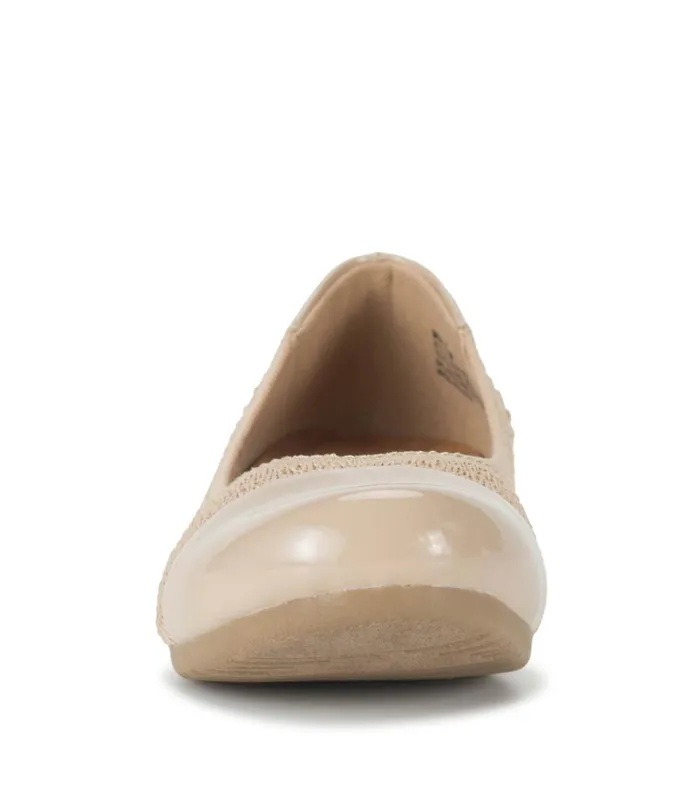 Women Mia Casual Flat Sand Baretraps Flats and Loafers