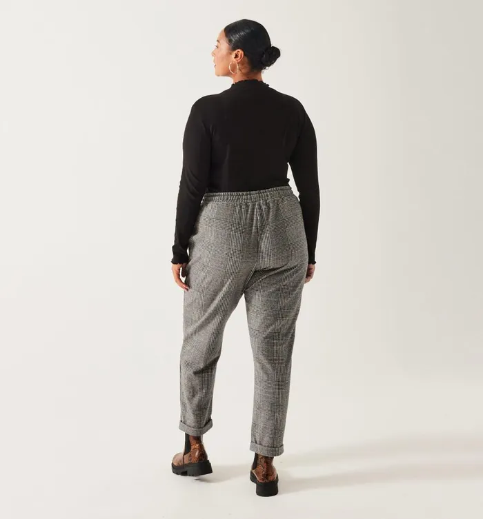 Women Milano Jersey Jogging Trousers 8211 Black Checks Promod Trousers Women Milano Jersey Jogging Trousers 8211 Black Checks Promod Trousers