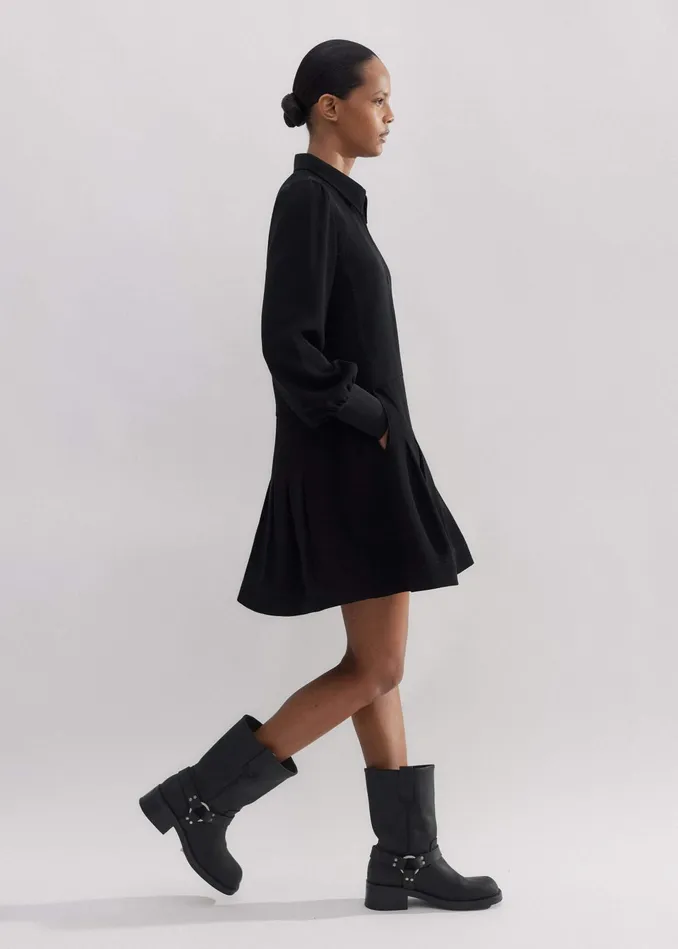 Women Modern Twill Pleated Short Swing Dress Black MEEM