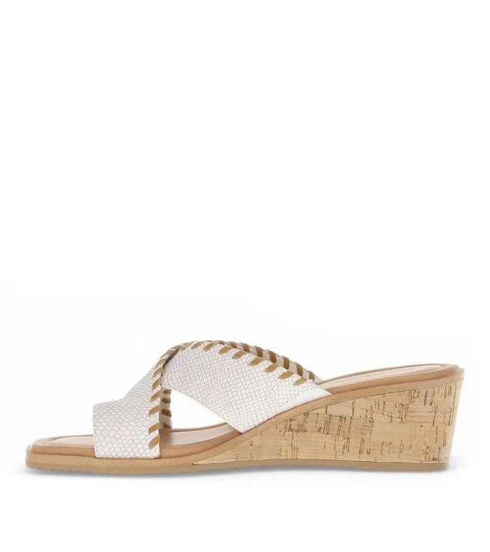 Women Paige Wedge Sandal Cream Baretraps Wedge Sandals