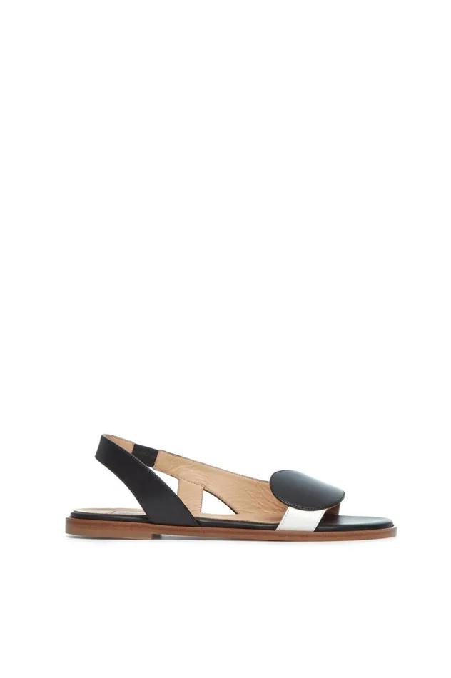 Women Sandals Gabriela Hearst Pippa Flat Sandal In Black and Ivory Leather