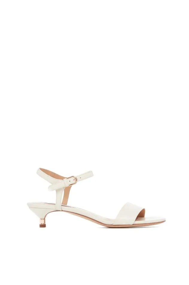 Women Sandals Gabriela Hearst Soraya Low Heel Sandal In Cream Leather