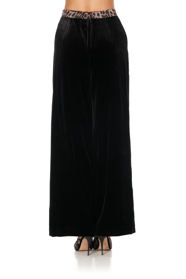 Women Trousers and Leggings Camilla Straight Leg Relaxed Trouser Abingdon Palace