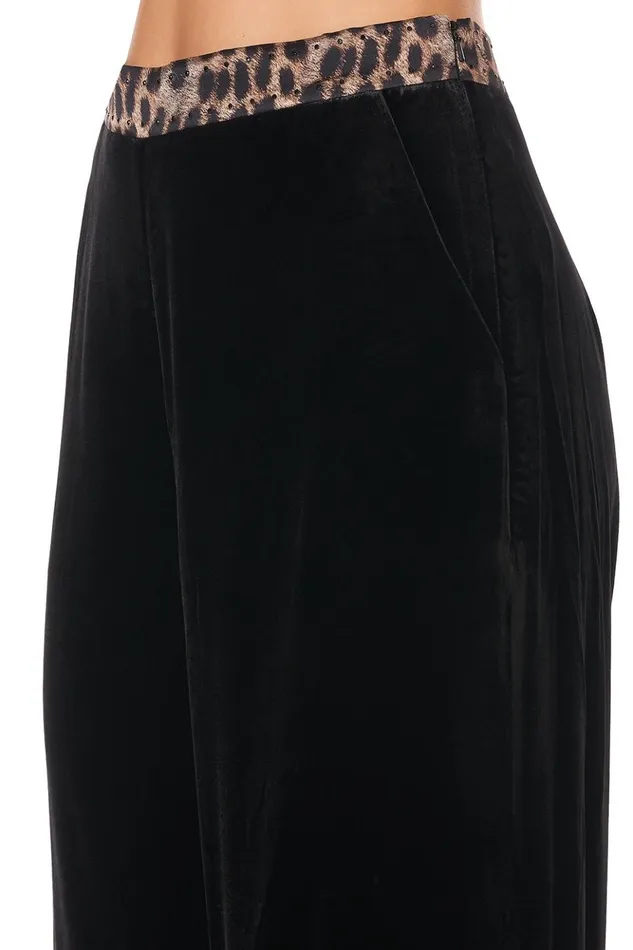 Women Trousers and Leggings Camilla Straight Leg Relaxed Trouser Abingdon Palace