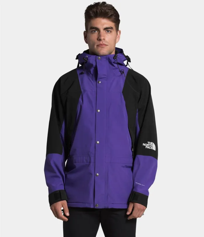 Womens The North Face Rainwear 1994 Retro Mountain Light FUTURELIGHT Jacket Peak Purple
